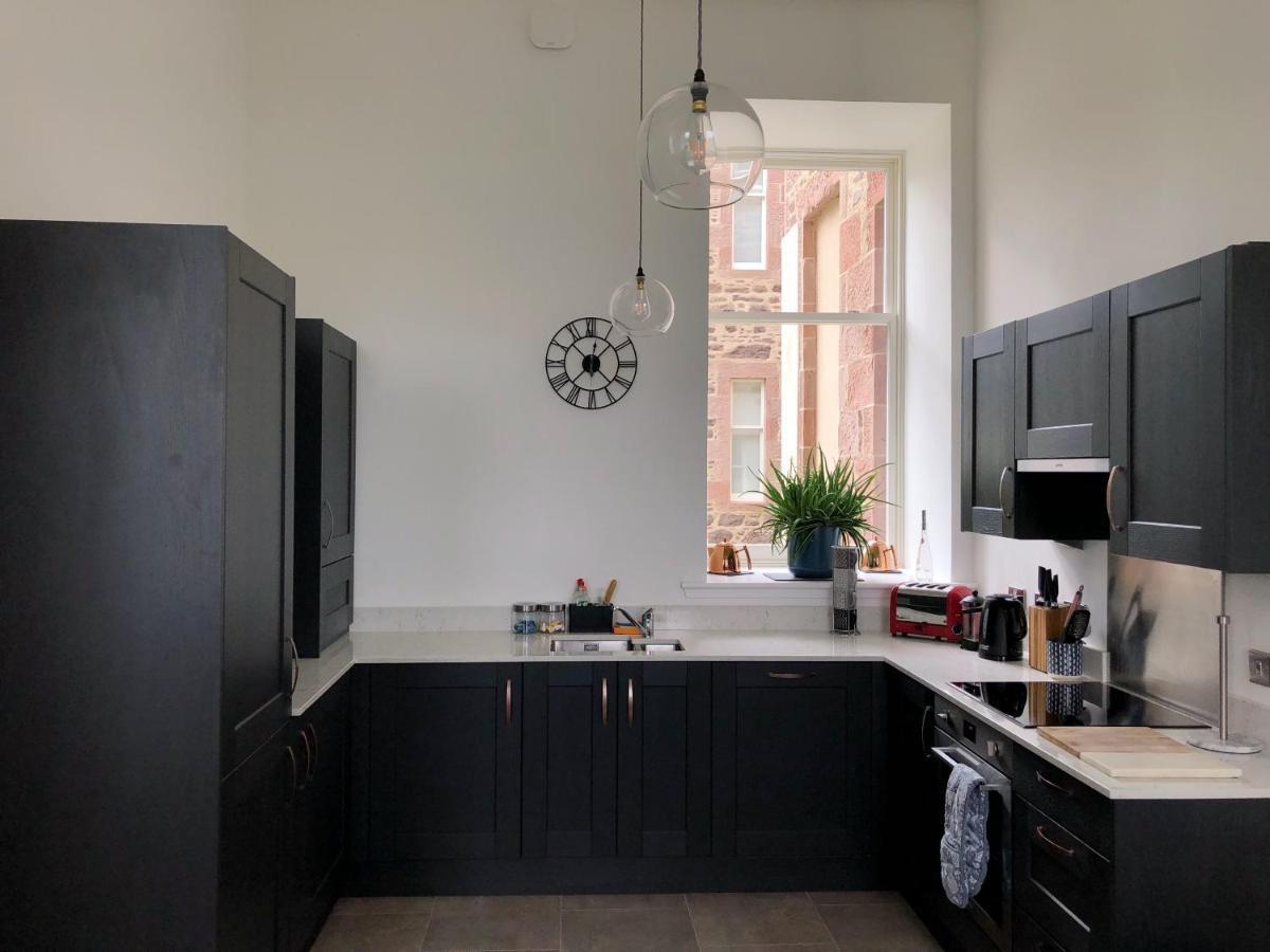 Inverness Great Glen Town House, 5 Minute Drive From Town Centre Экстерьер фото