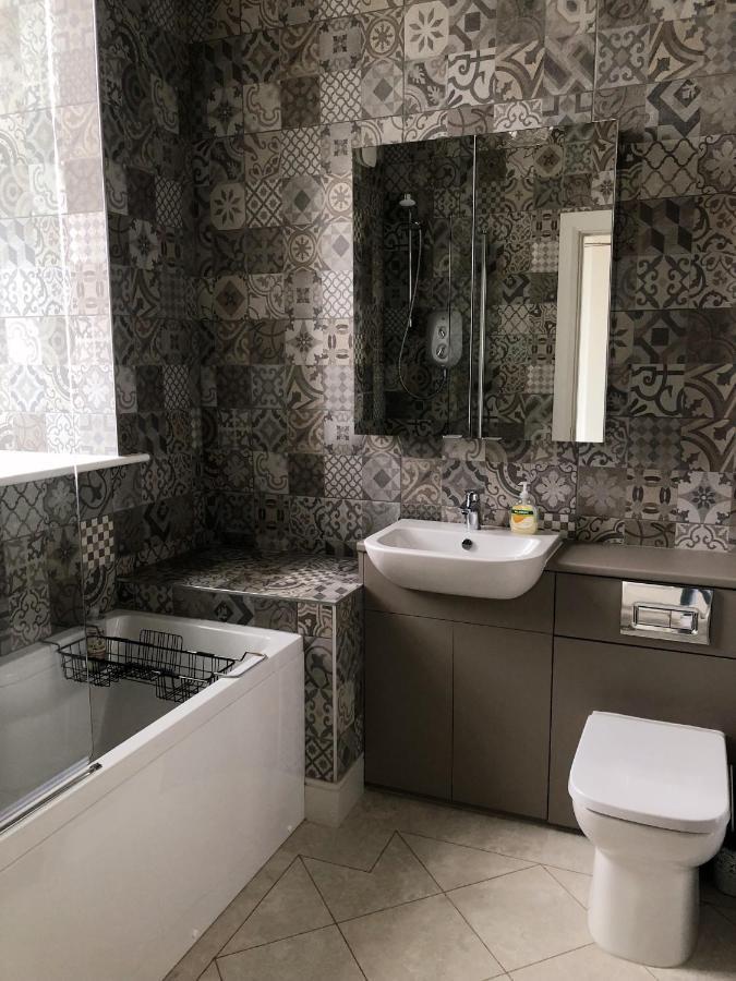Inverness Great Glen Town House, 5 Minute Drive From Town Centre Экстерьер фото