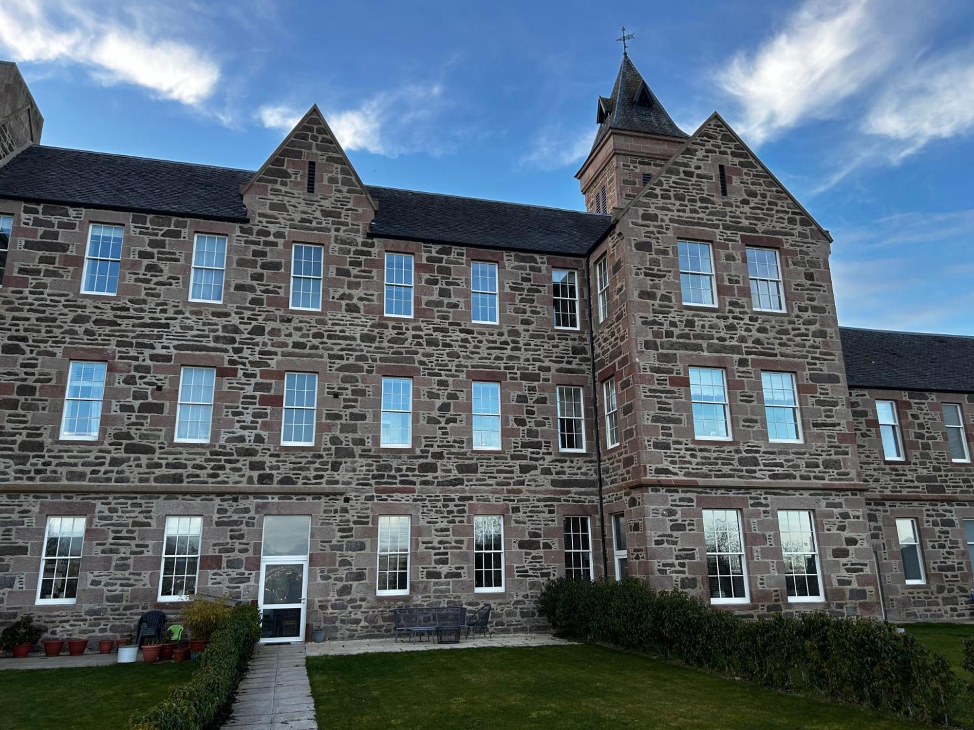 Inverness Great Glen Town House, 5 Minute Drive From Town Centre Экстерьер фото