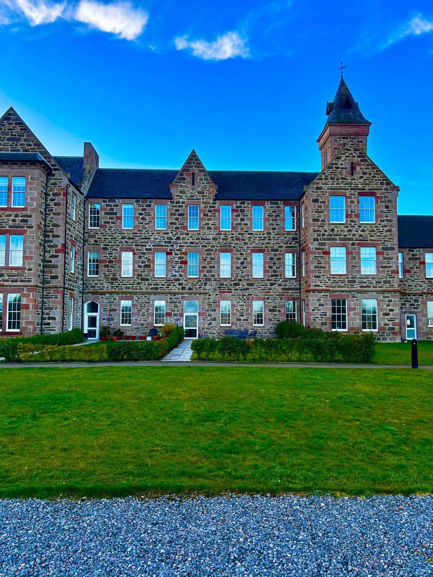 Inverness Great Glen Town House, 5 Minute Drive From Town Centre Экстерьер фото